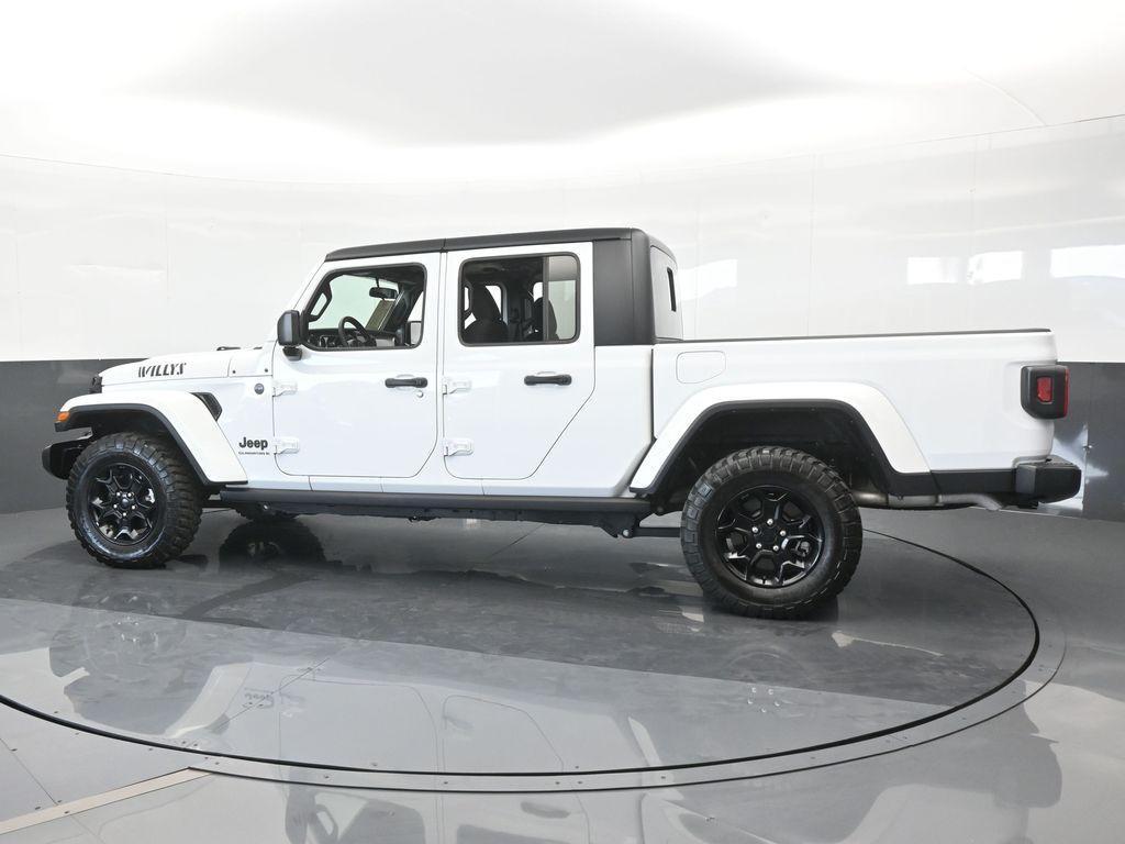 used 2023 Jeep Gladiator car, priced at $33,279