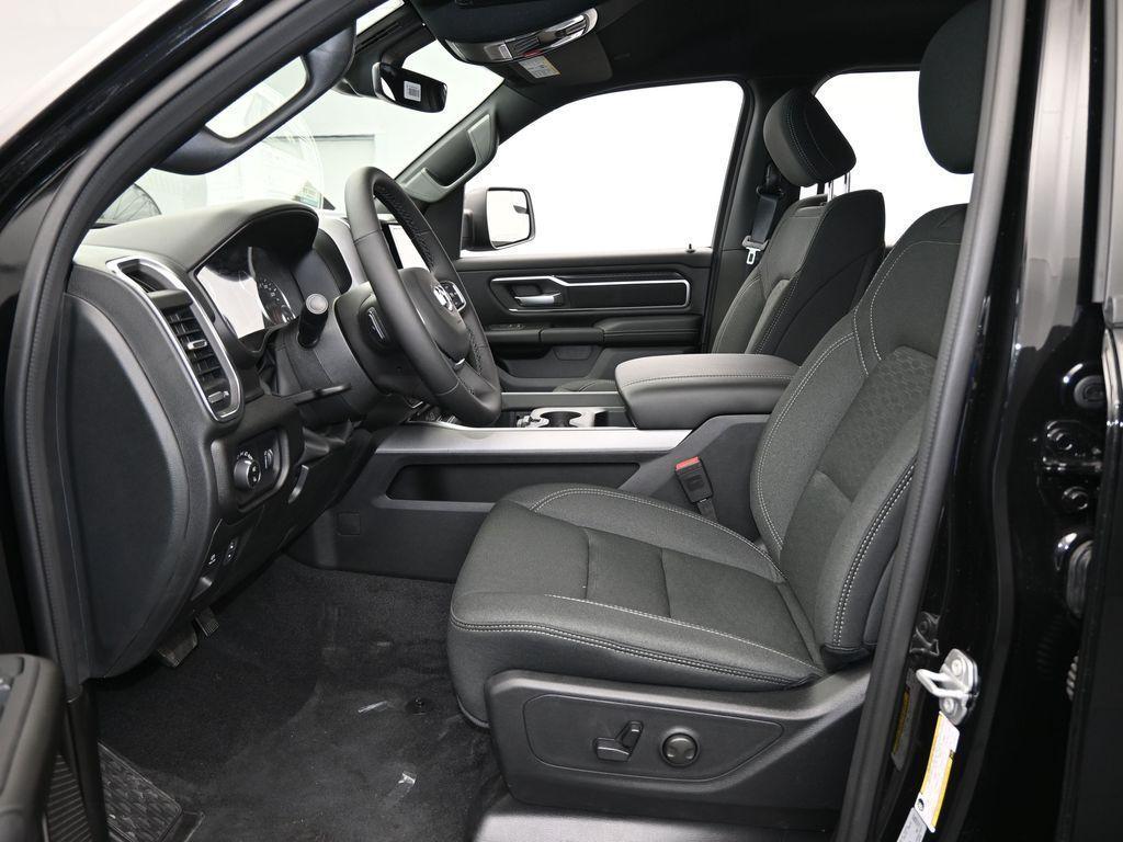 new 2025 Ram 1500 car