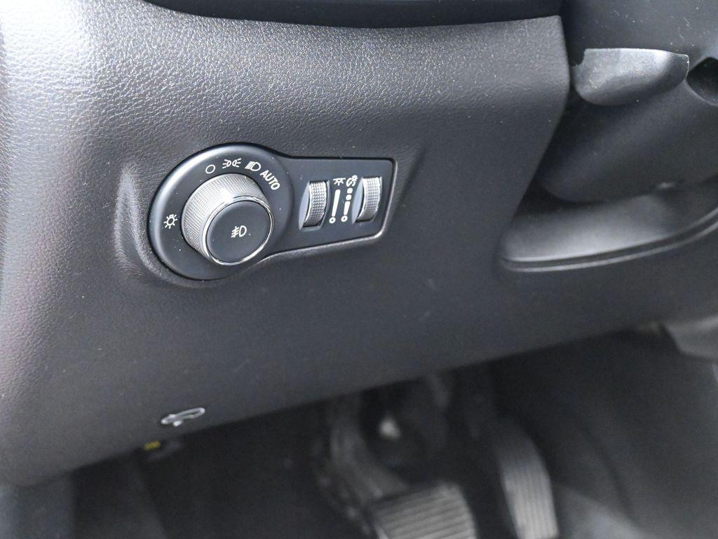 used 2022 Jeep Compass car, priced at $17,222