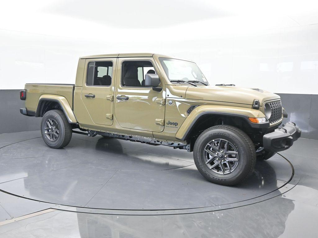 new 2025 Jeep Gladiator car