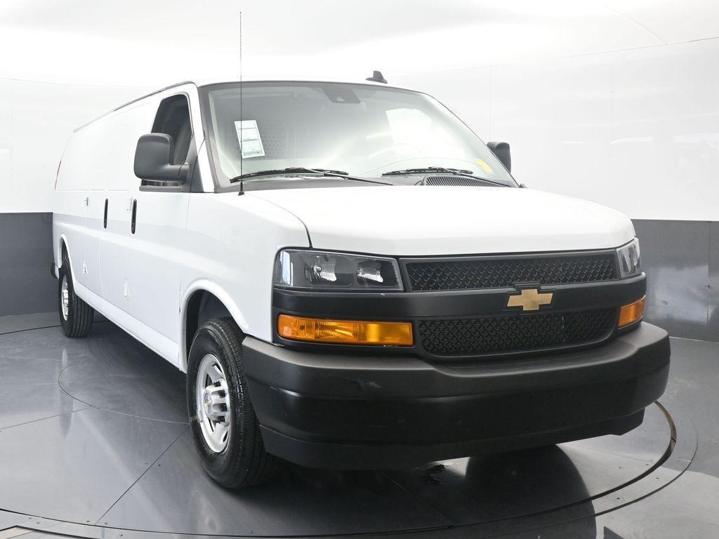 new 2025 Chevrolet Express 3500 car, priced at $50,578