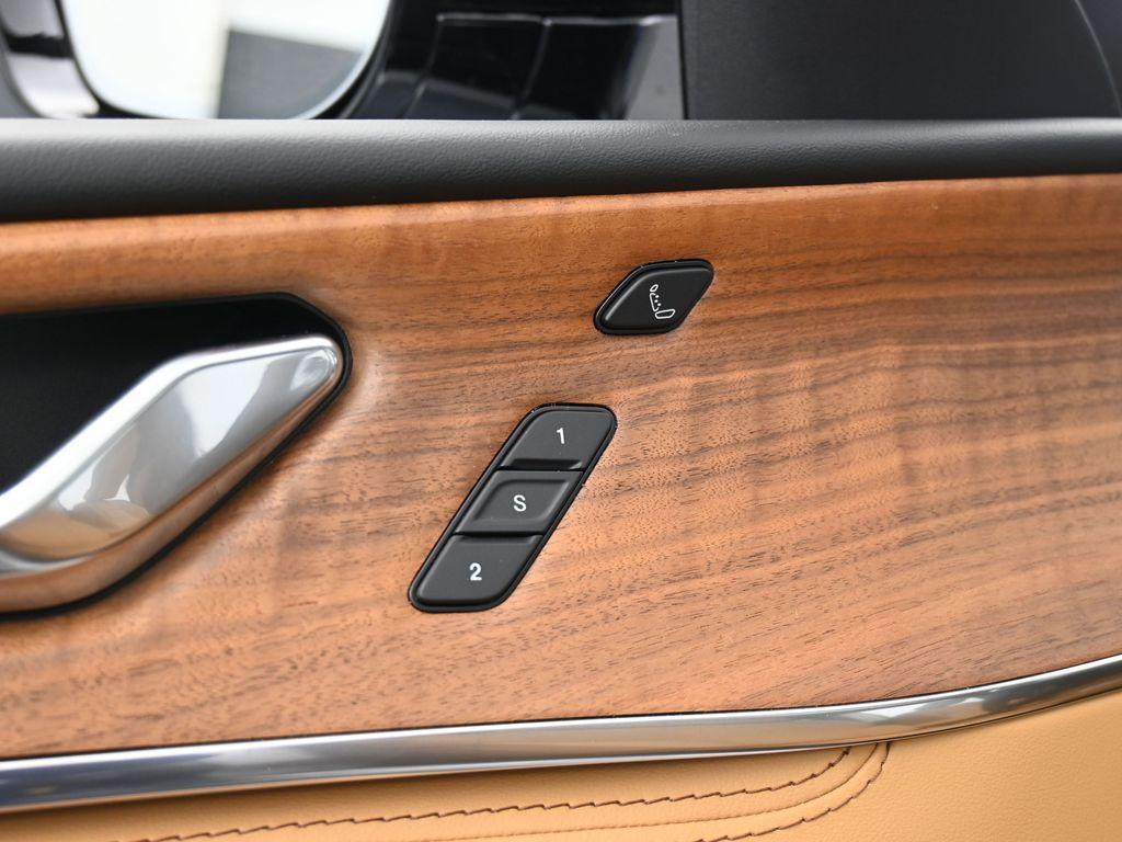 new 2025 Jeep Grand Cherokee car, priced at $61,922