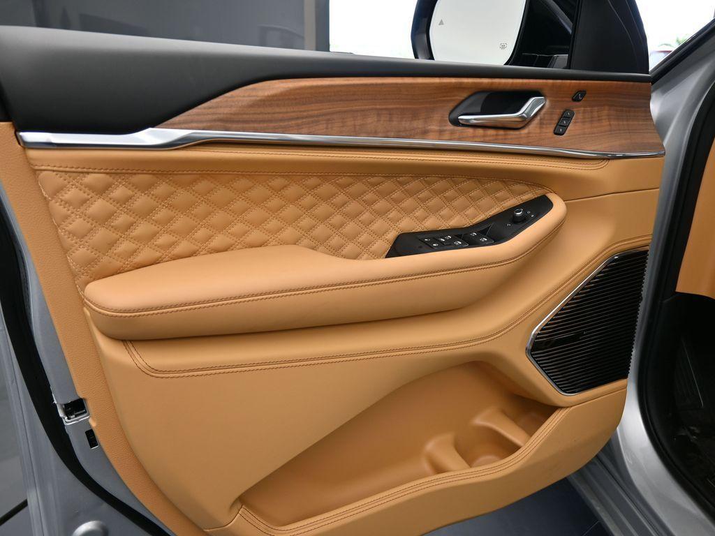 new 2025 Jeep Grand Cherokee car, priced at $61,922