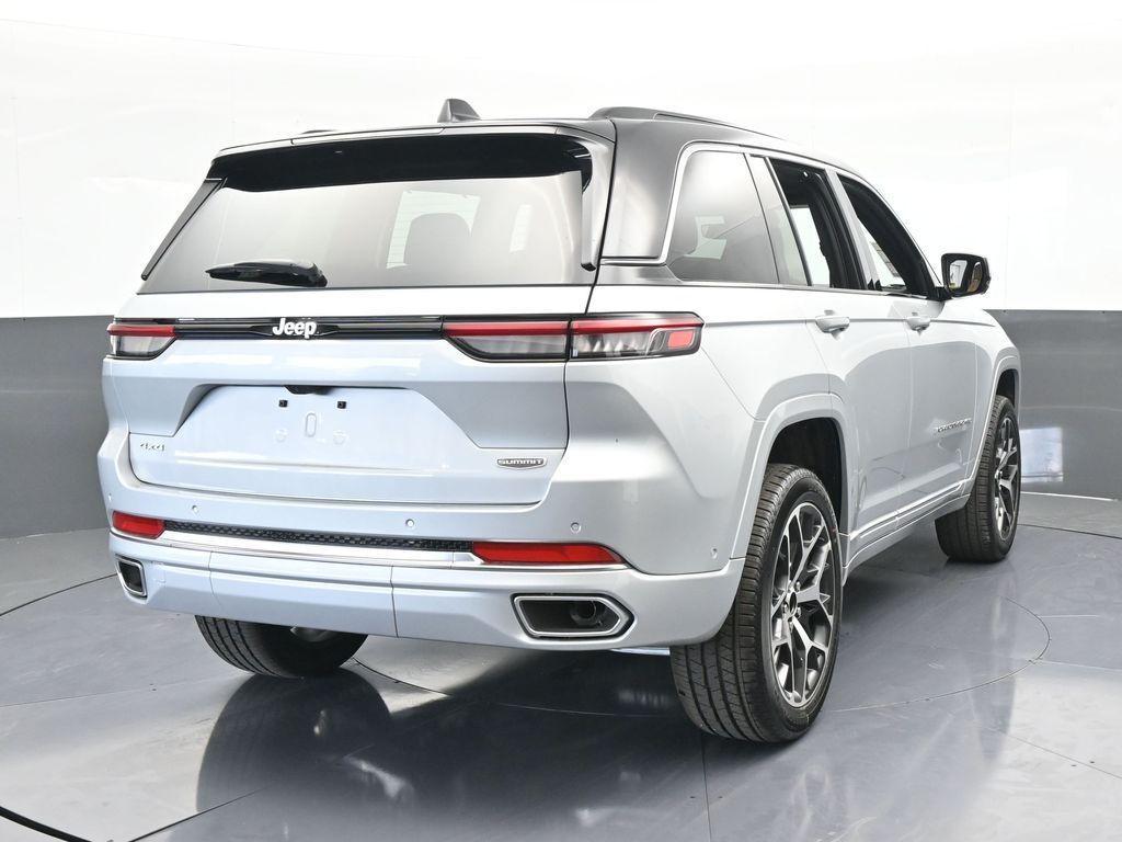 new 2025 Jeep Grand Cherokee car, priced at $61,922