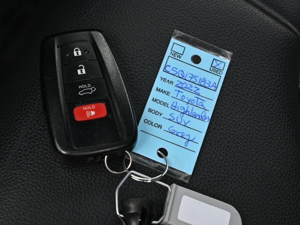 used 2022 Toyota Highlander car, priced at $35,941