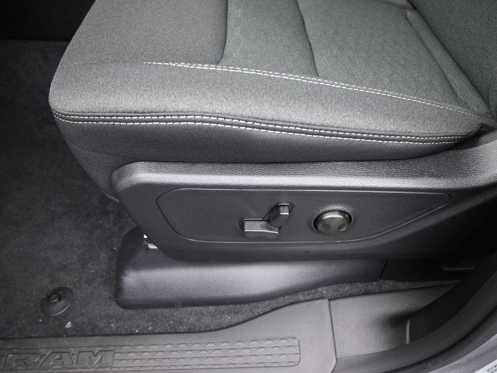 new 2025 Ram 1500 car