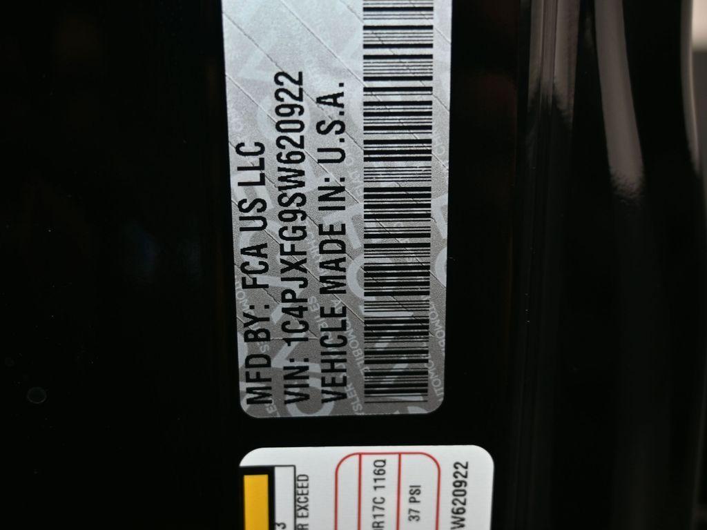 new 2025 Jeep Wrangler car