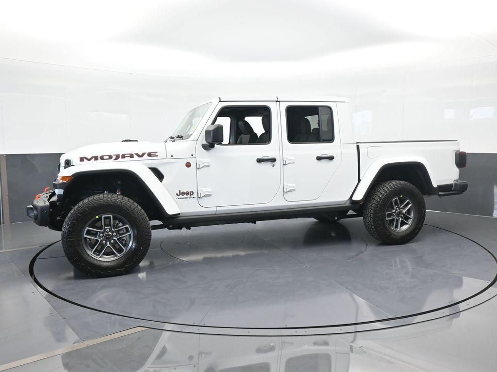 new 2025 Jeep Gladiator car