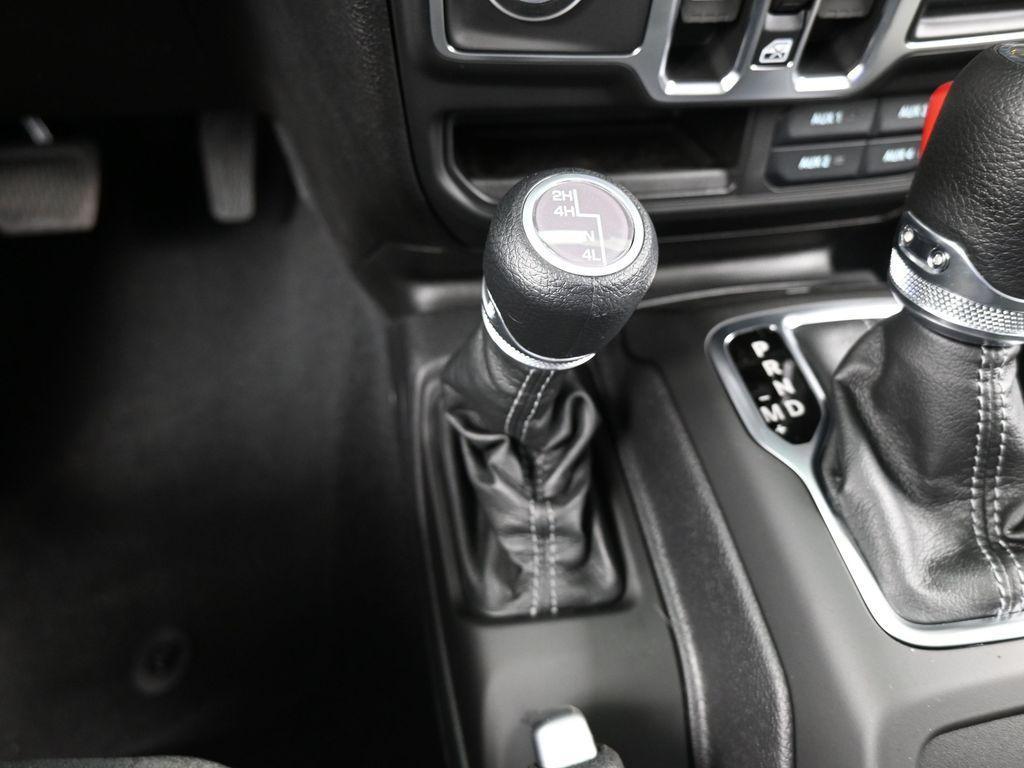 new 2026 Jeep Gladiator car, priced at $46,020