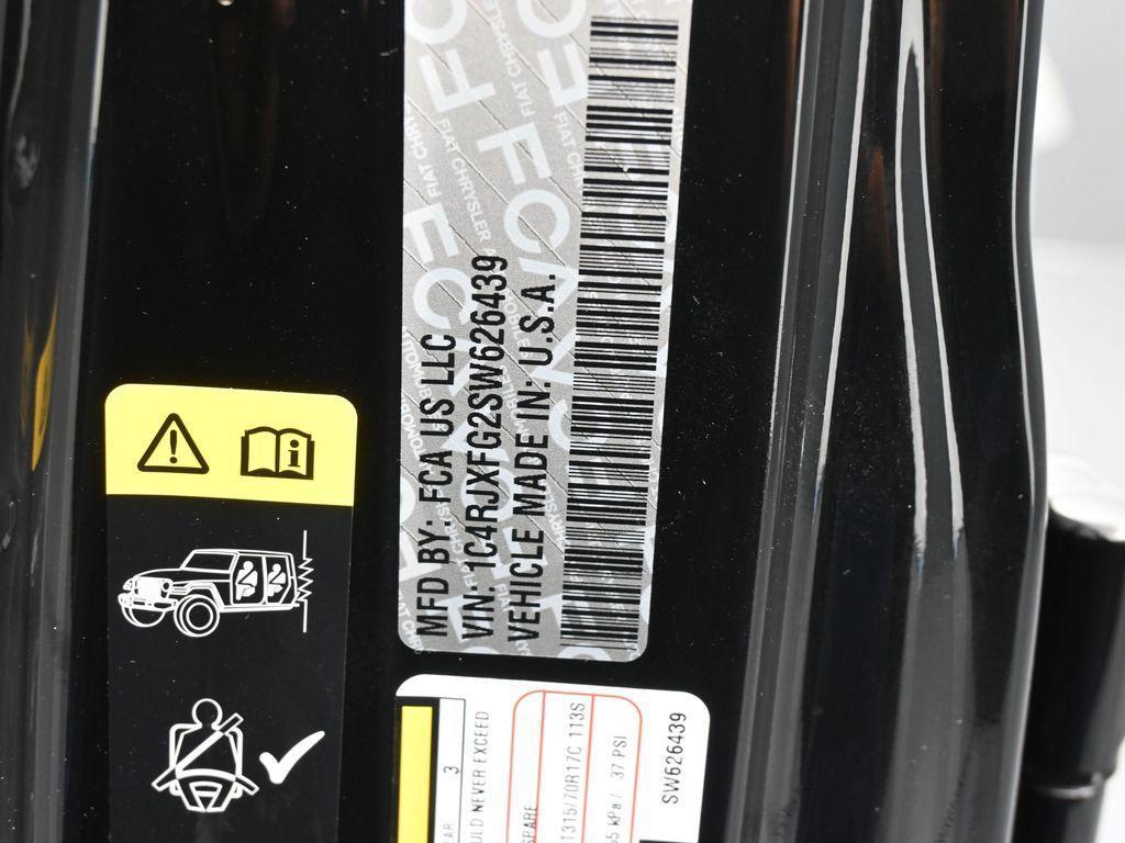 new 2025 Jeep Wrangler car