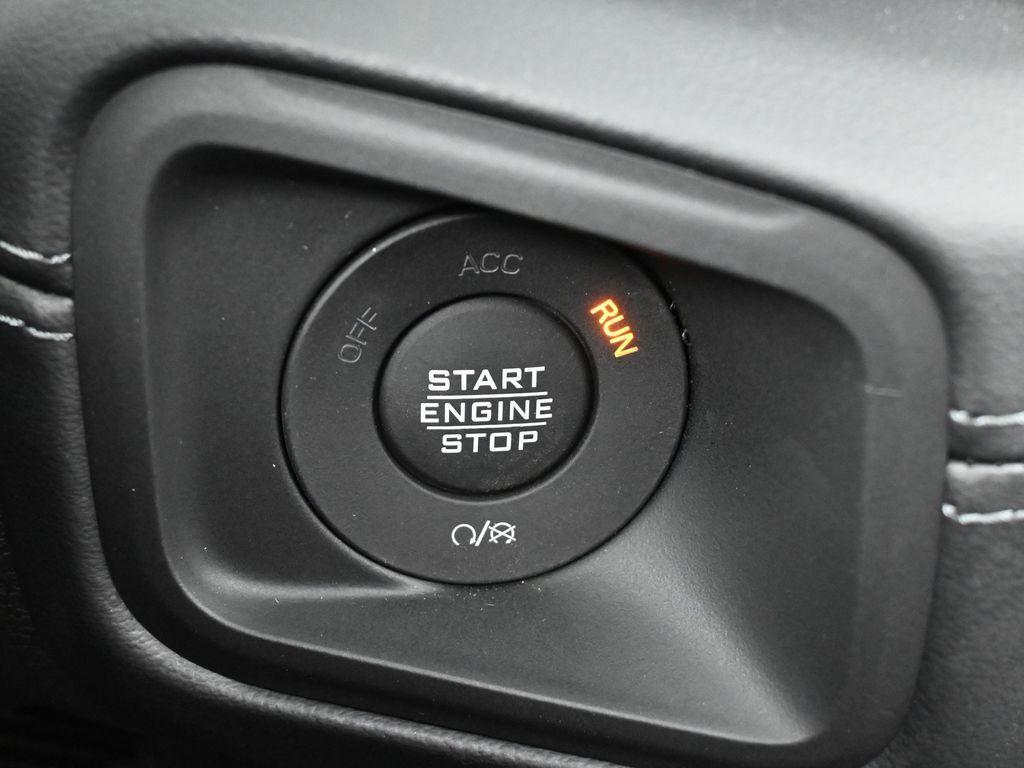 new 2025 Jeep Wrangler car