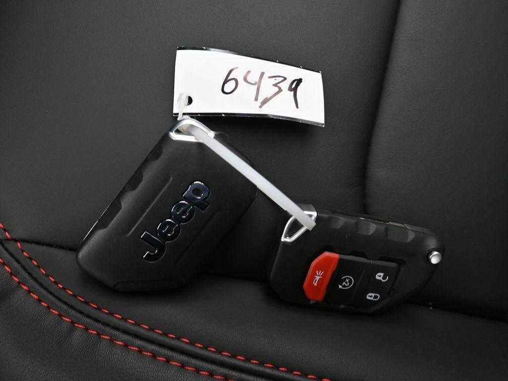 new 2025 Jeep Wrangler car