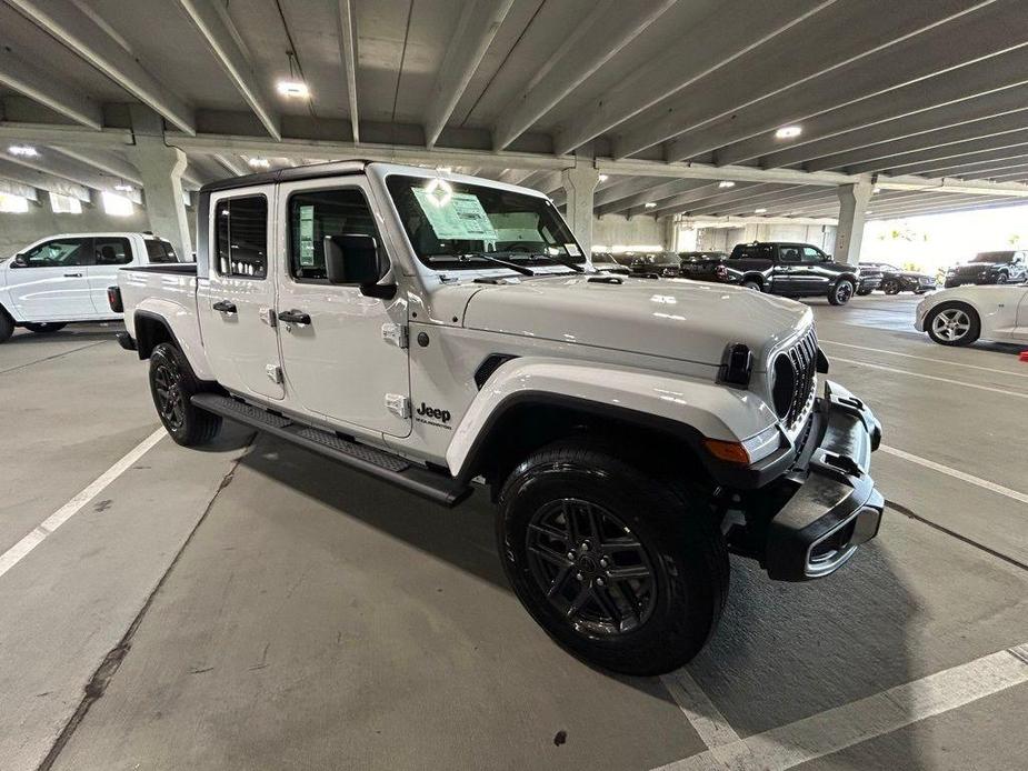 new 2024 Jeep Gladiator car, priced at $44,622