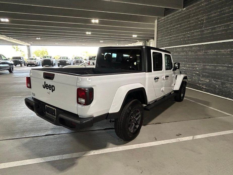 new 2024 Jeep Gladiator car, priced at $44,622