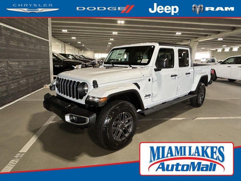 new 2024 Jeep Gladiator car, priced at $44,622