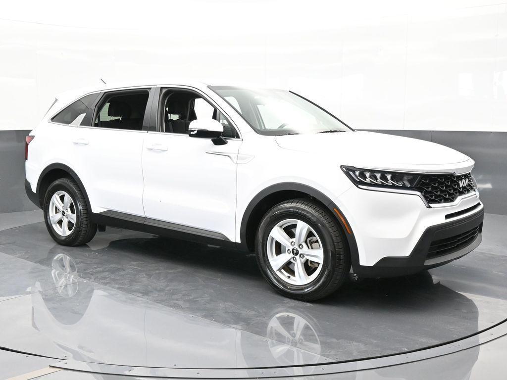 used 2023 Kia Sorento car, priced at $21,951