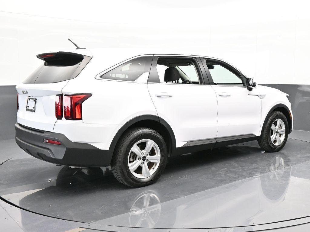 used 2023 Kia Sorento car, priced at $21,951