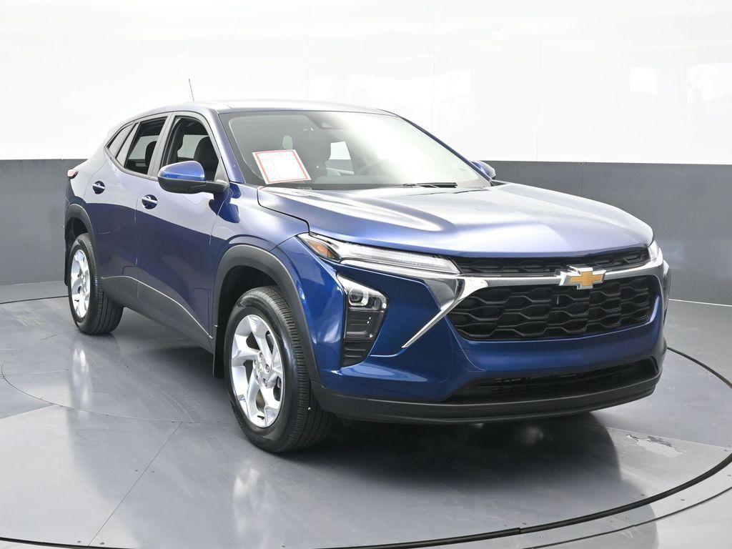 used 2024 Chevrolet Trax car, priced at $18,621