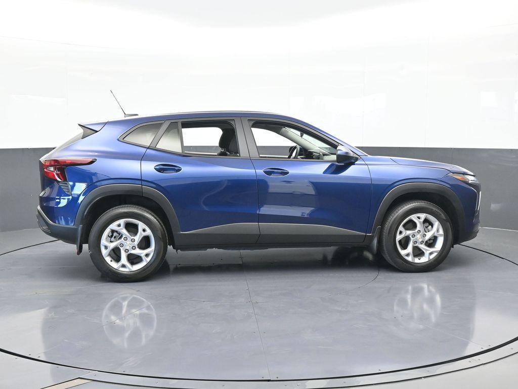 used 2024 Chevrolet Trax car, priced at $18,621