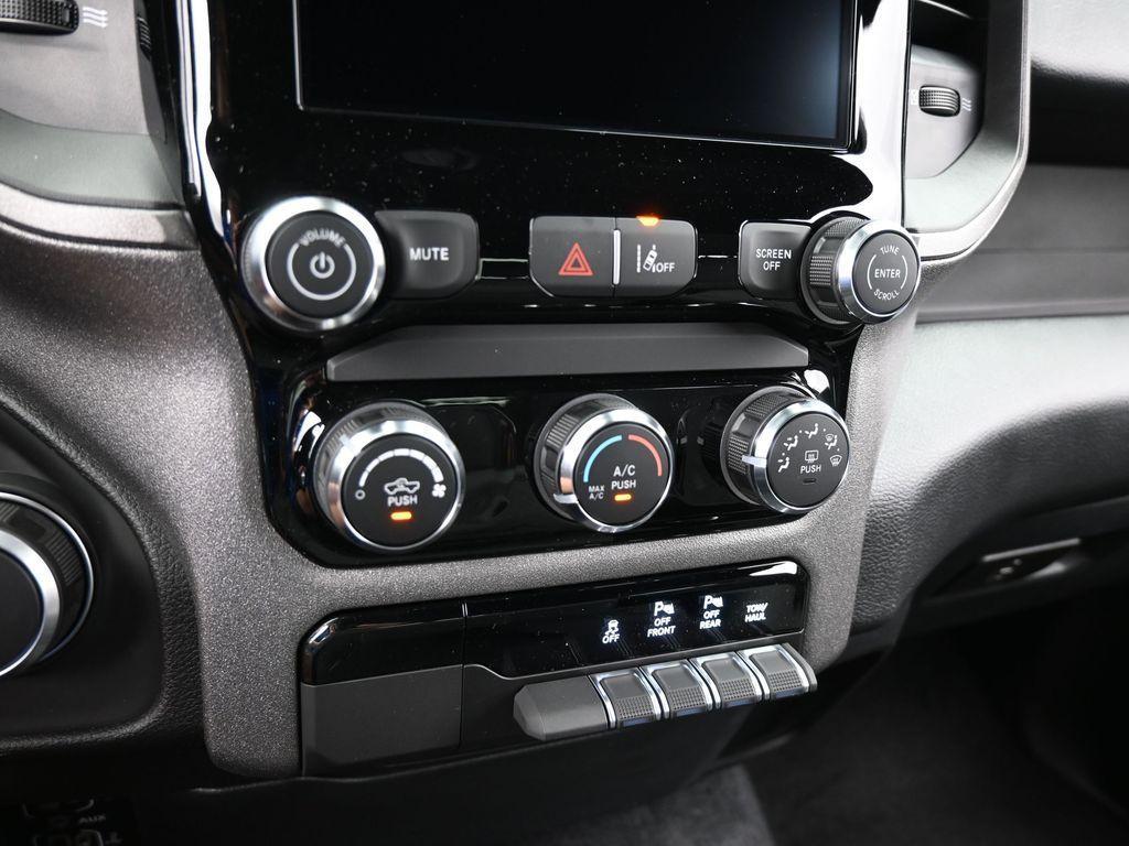 new 2025 Ram 1500 car
