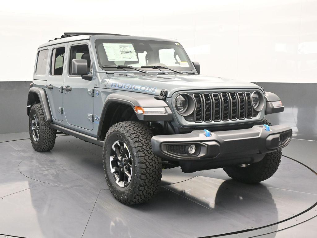 new 2025 Jeep Wrangler 4xe car