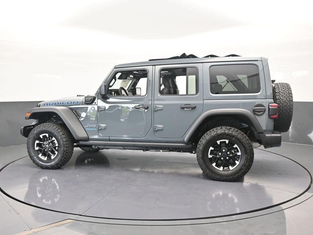 new 2025 Jeep Wrangler 4xe car
