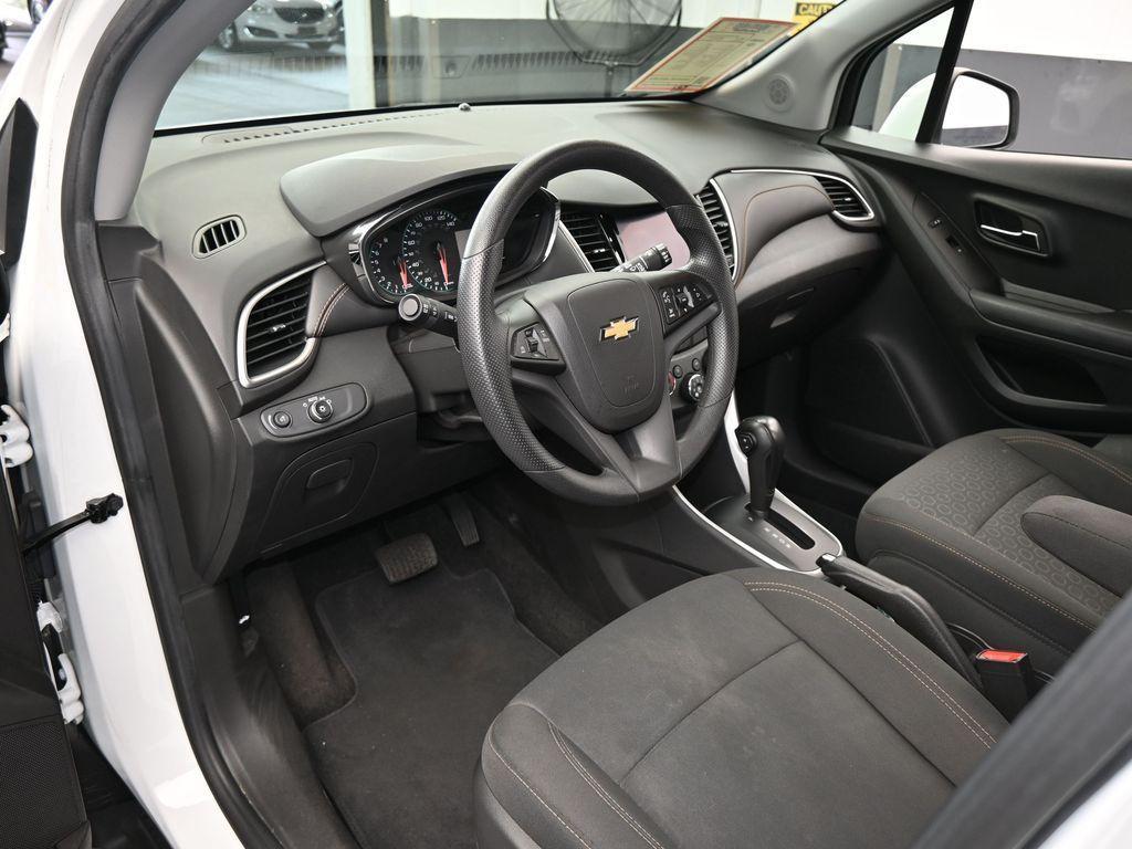 used 2022 Chevrolet Trax car, priced at $13,990