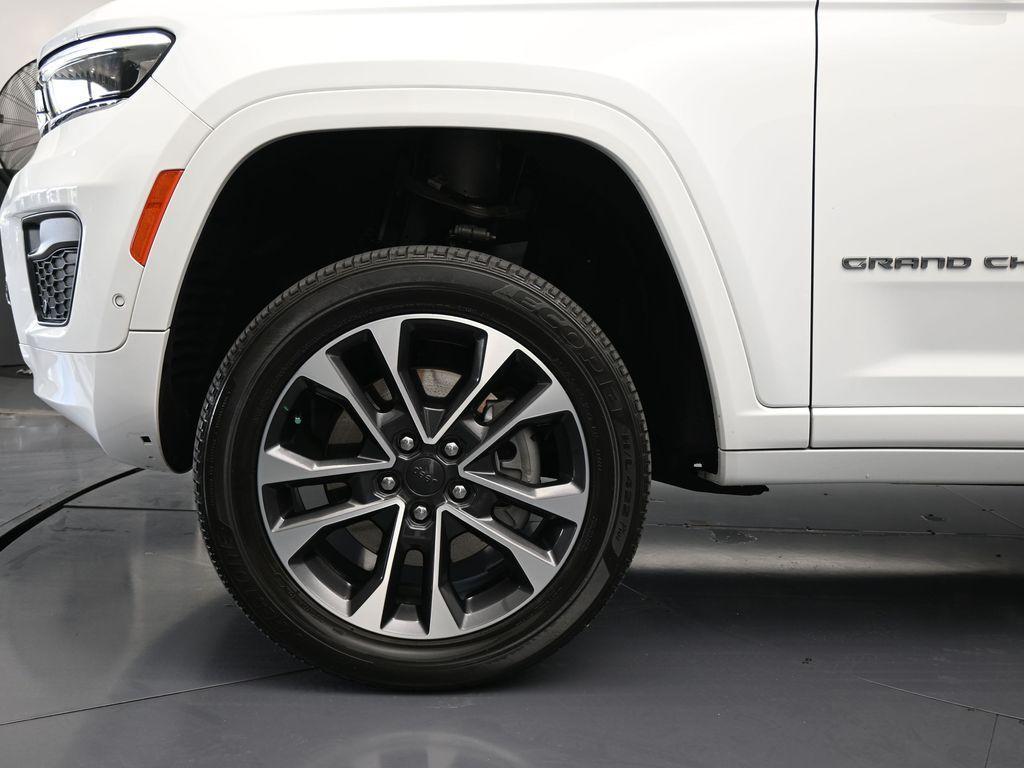 used 2023 Jeep Grand Cherokee L car, priced at $32,899