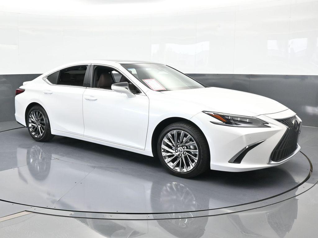 used 2024 Lexus ES 350 car, priced at $51,550