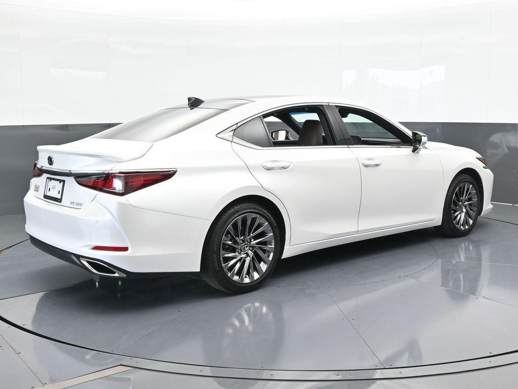 used 2024 Lexus ES 350 car, priced at $51,550