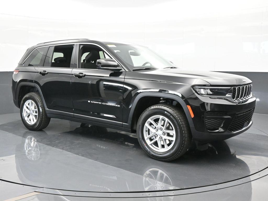 new 2024 Jeep Grand Cherokee car, priced at $32,675