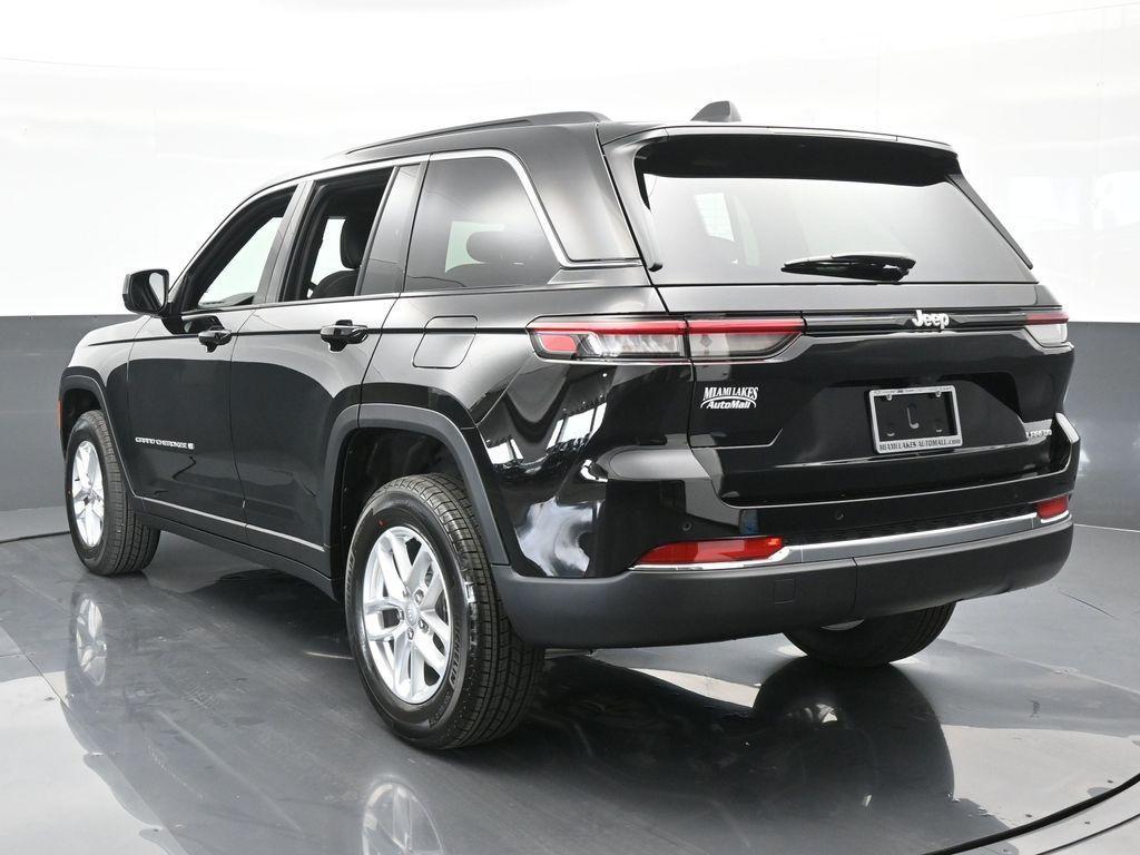 new 2024 Jeep Grand Cherokee car, priced at $32,675