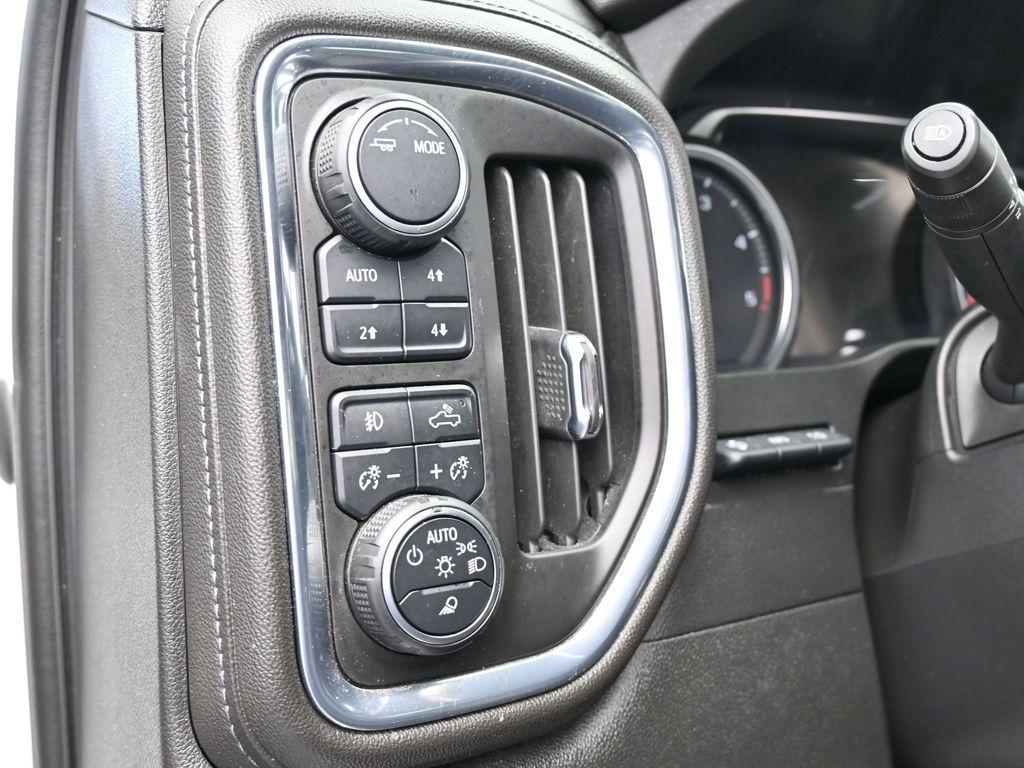 used 2022 Chevrolet Silverado 2500 car, priced at $58,999