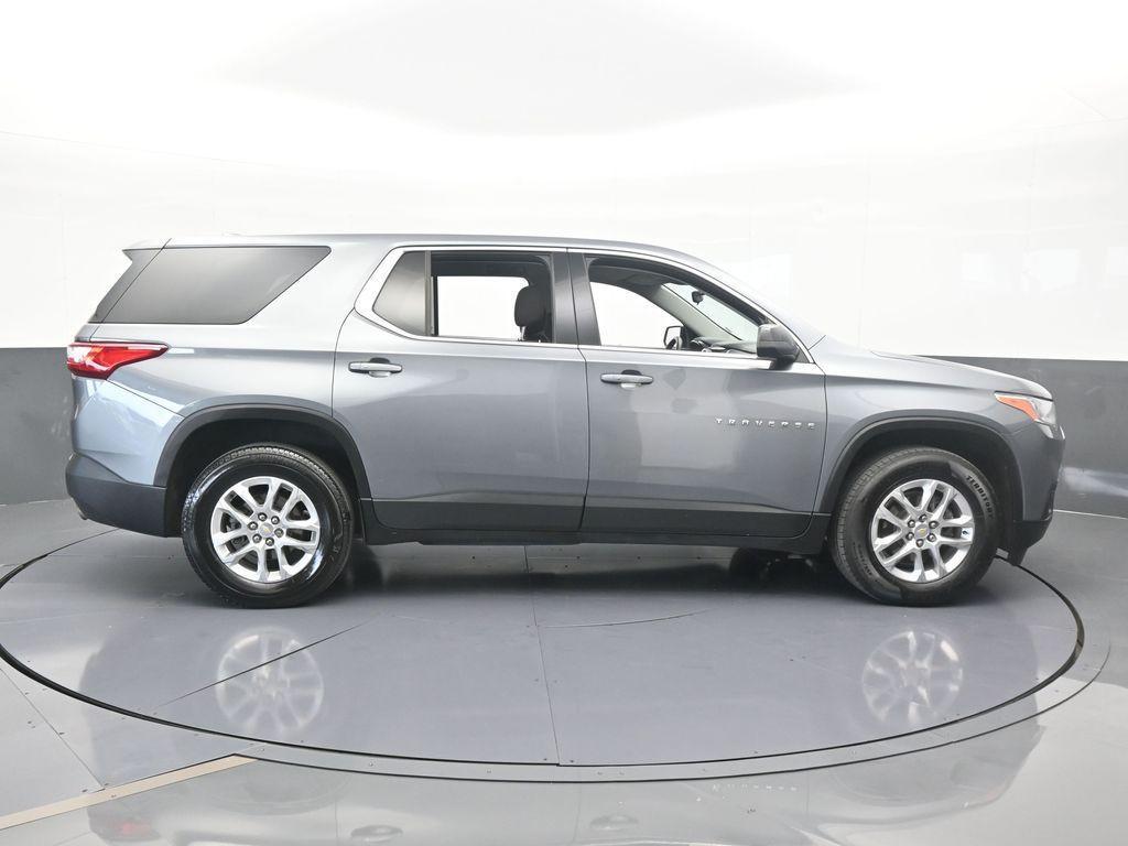 used 2021 Chevrolet Traverse car, priced at $20,994
