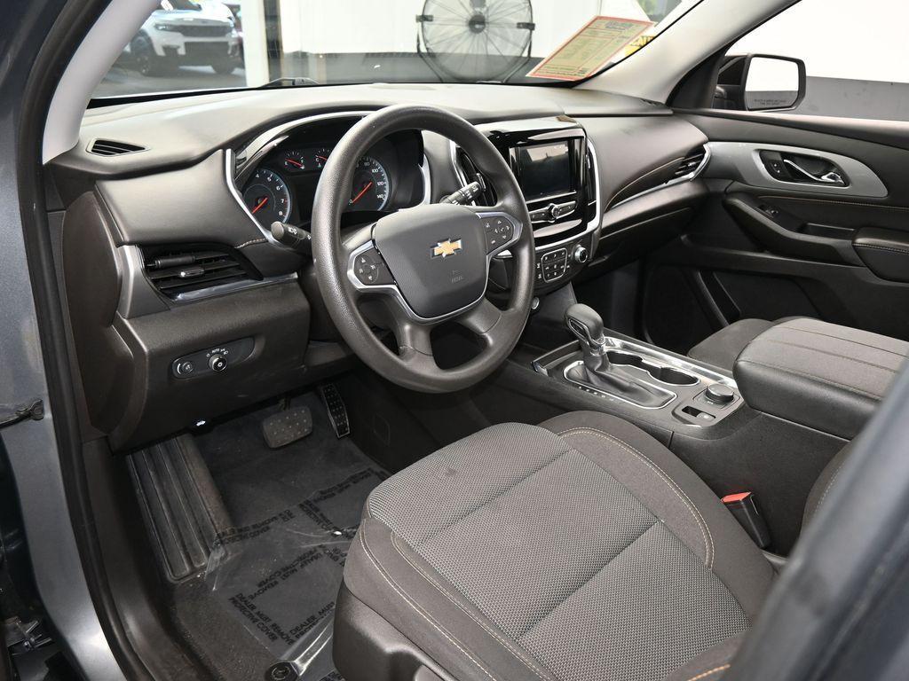 used 2021 Chevrolet Traverse car, priced at $20,994