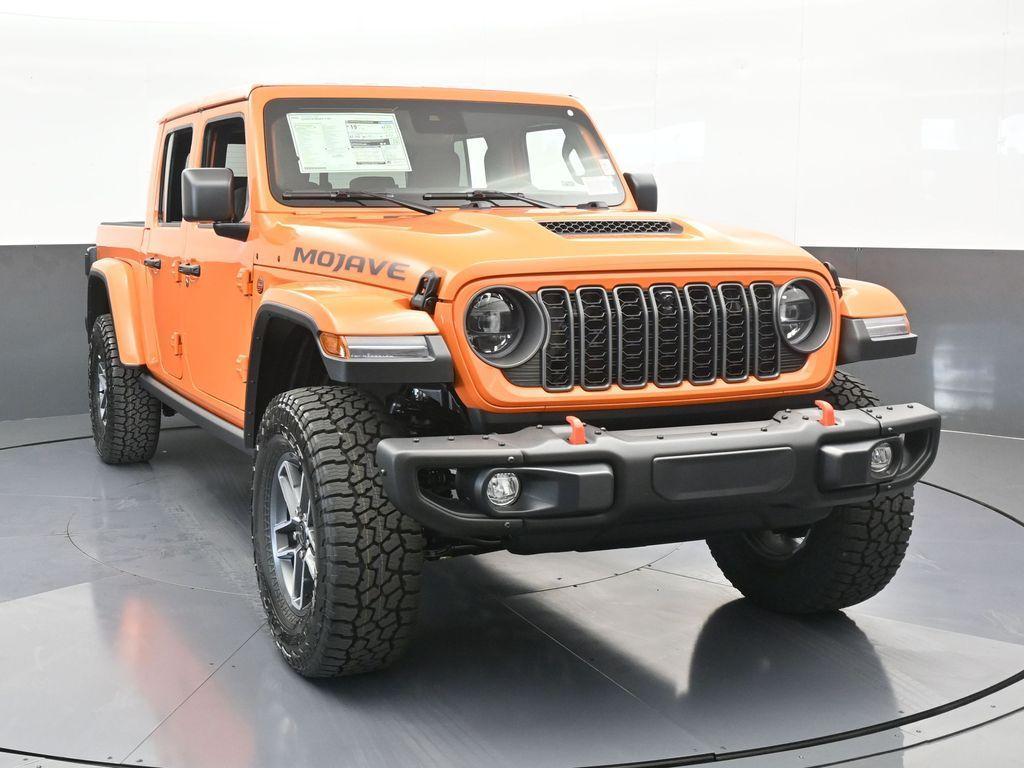 new 2025 Jeep Gladiator car