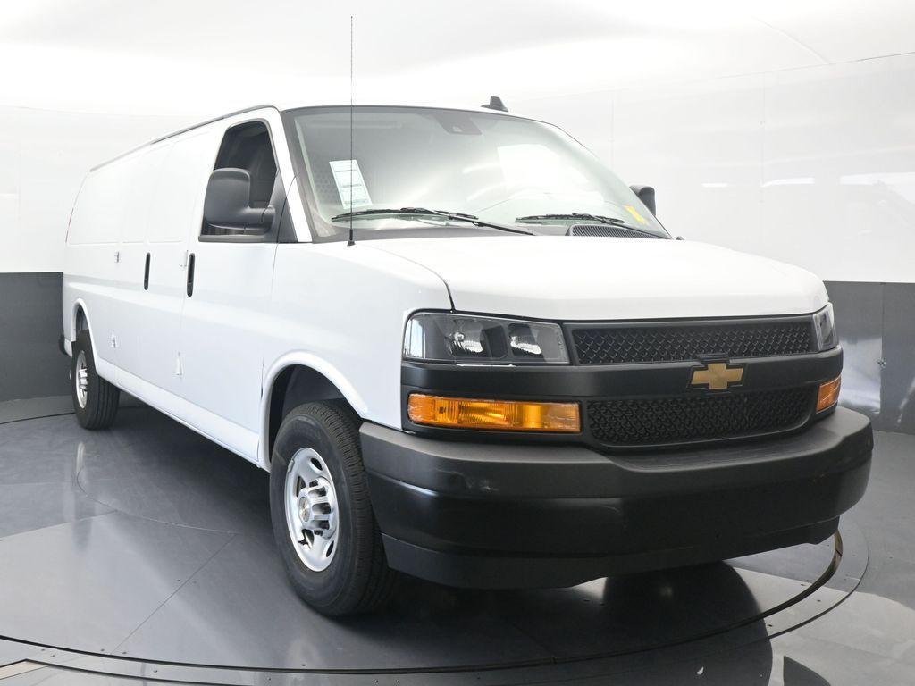 new 2025 Chevrolet Express 3500 car, priced at $50,578