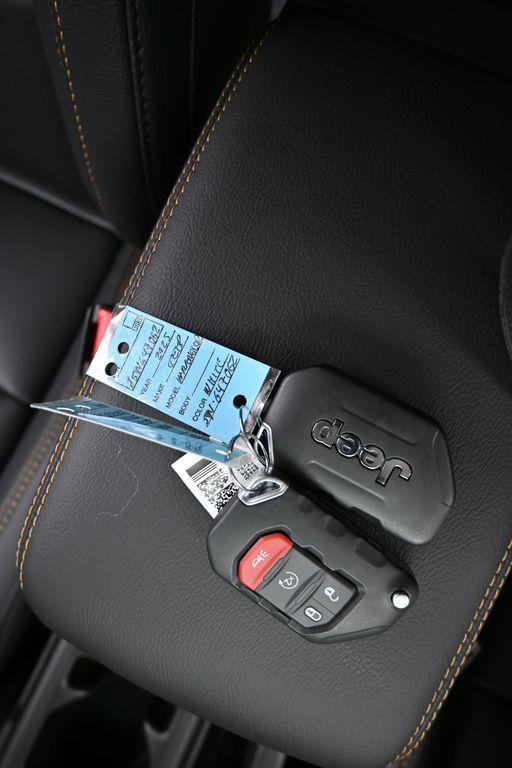 new 2025 Jeep Wrangler car