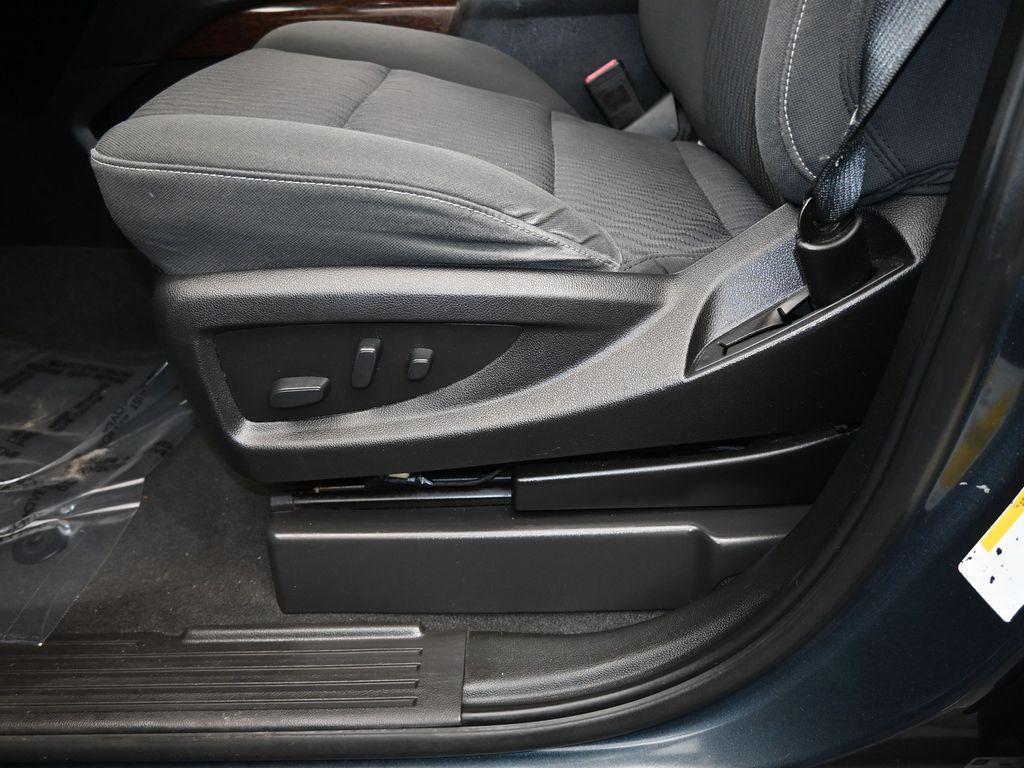 used 2020 GMC Yukon car, priced at $22,991