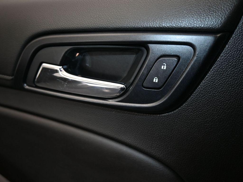 used 2020 GMC Yukon car, priced at $22,991