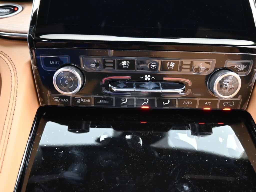 new 2025 Jeep Grand Cherokee L car