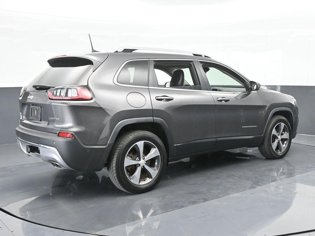 used 2019 Jeep Cherokee car, priced at $14,911