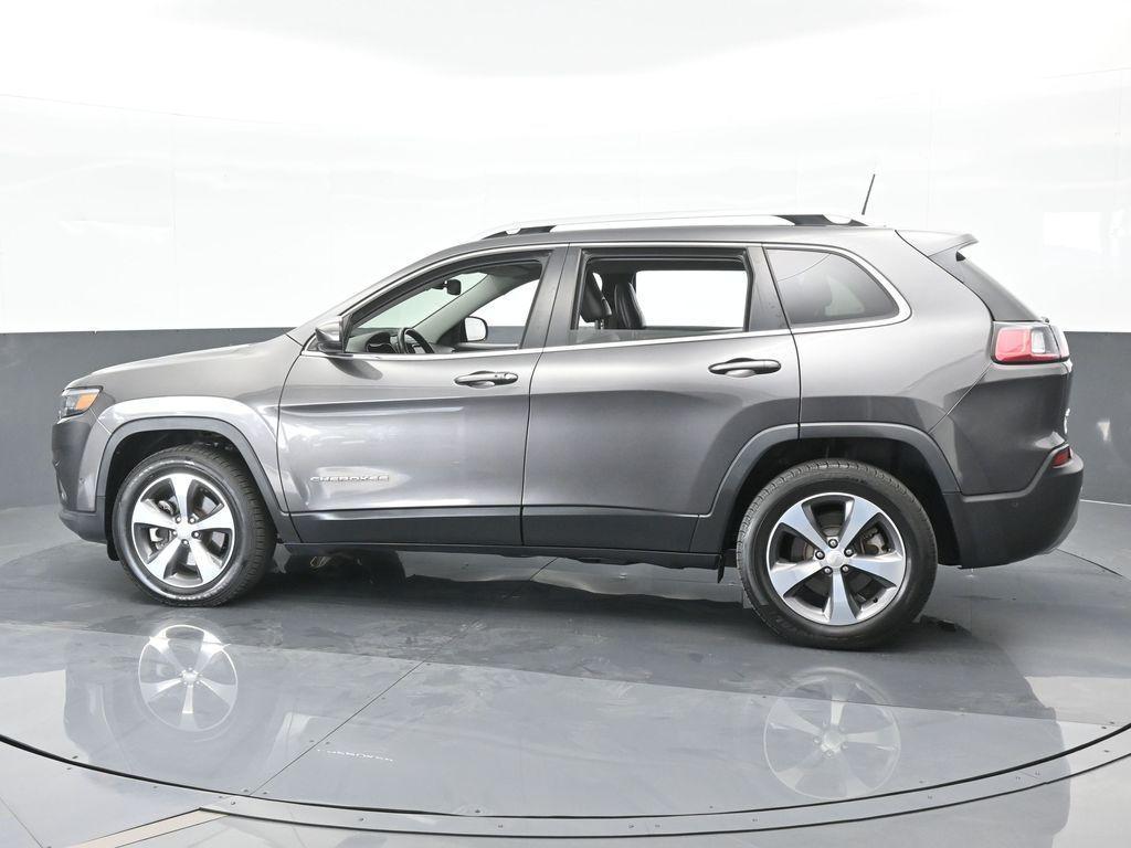 used 2019 Jeep Cherokee car, priced at $14,911