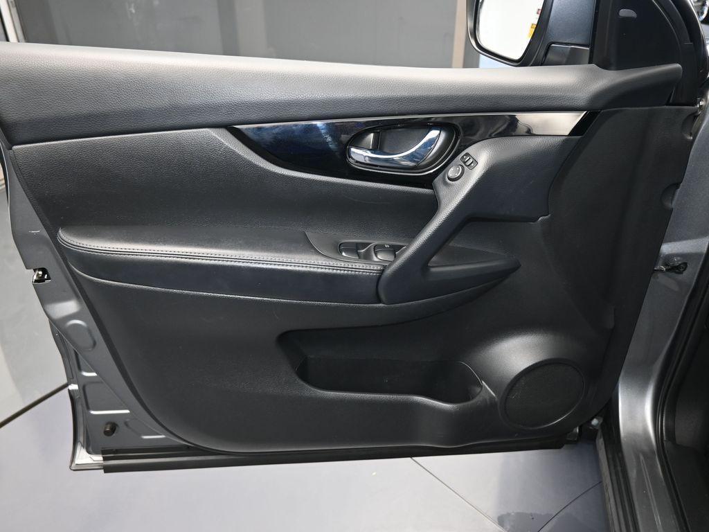 used 2021 Nissan Rogue Sport car, priced at $17,991