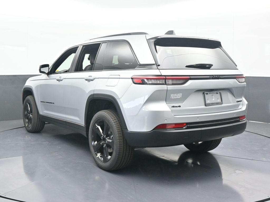 new 2025 Jeep Grand Cherokee car