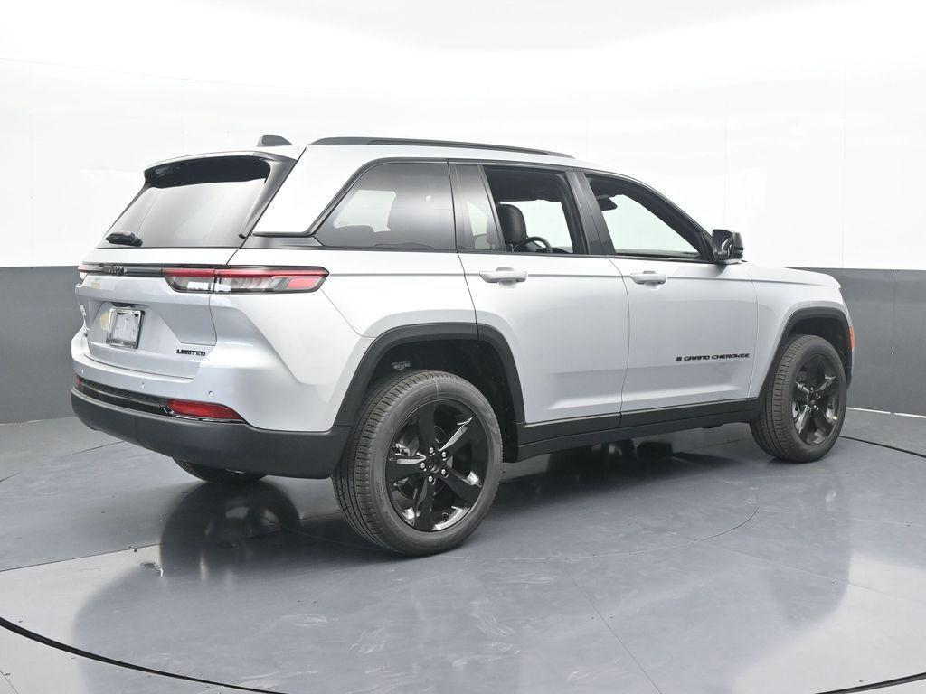 new 2025 Jeep Grand Cherokee car