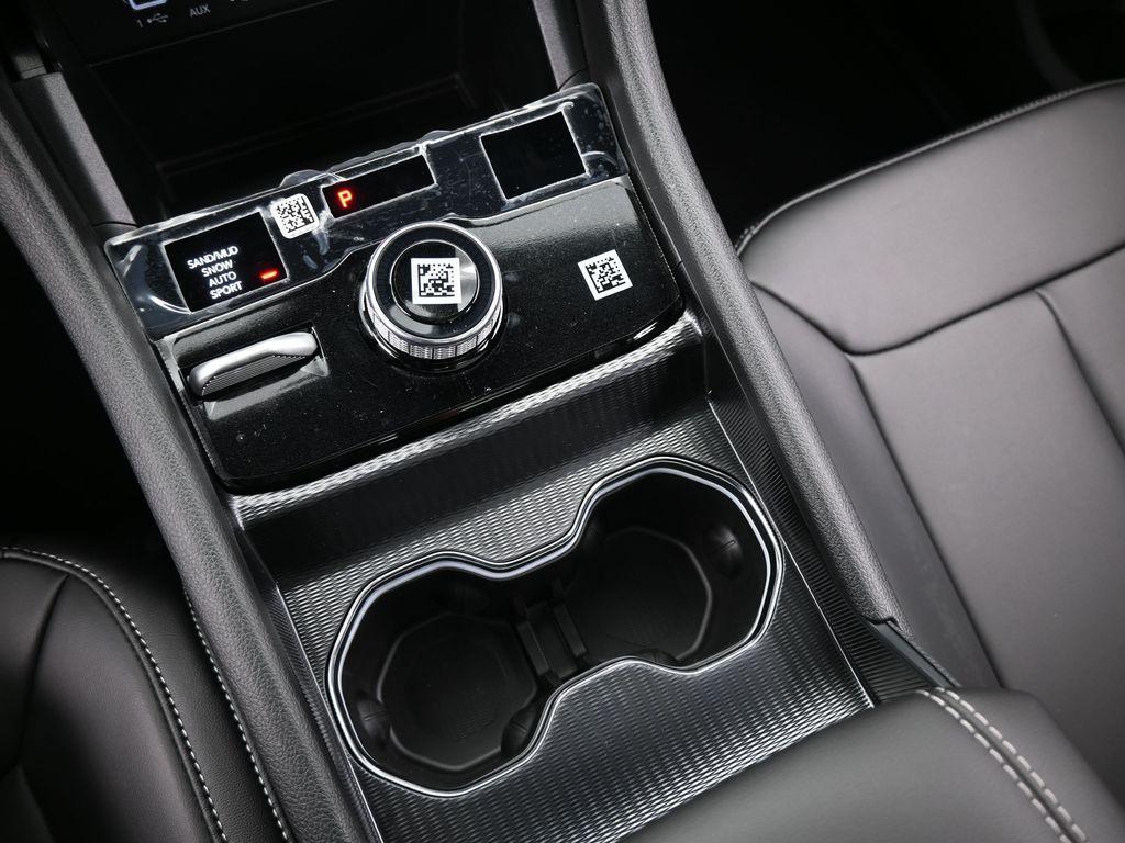 new 2025 Jeep Grand Cherokee car