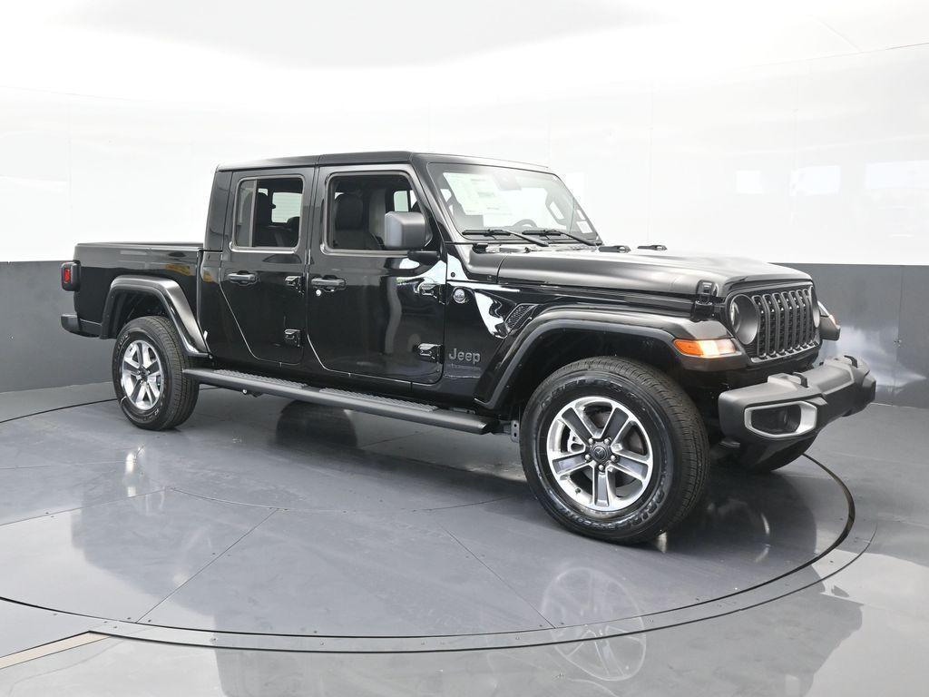 new 2024 Jeep Gladiator car, priced at $44,058