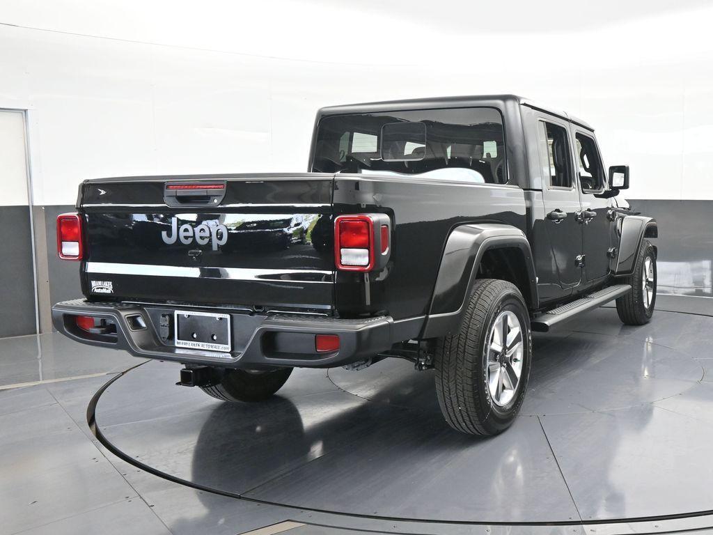 new 2024 Jeep Gladiator car, priced at $44,058