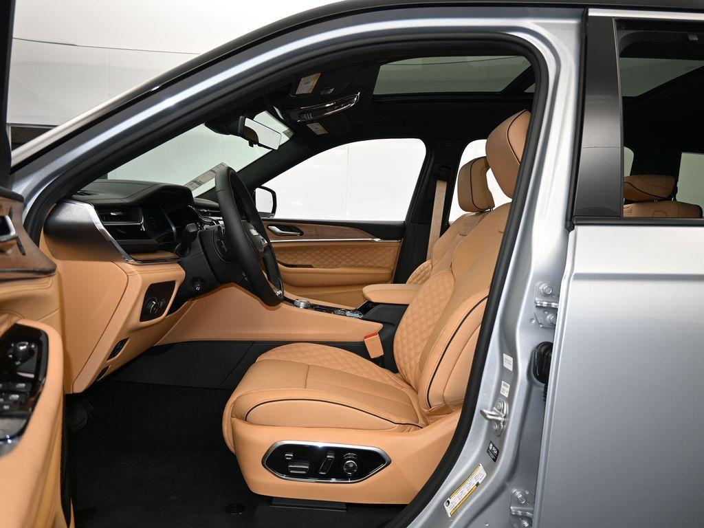 used 2024 Jeep Grand Cherokee L car, priced at $55,500